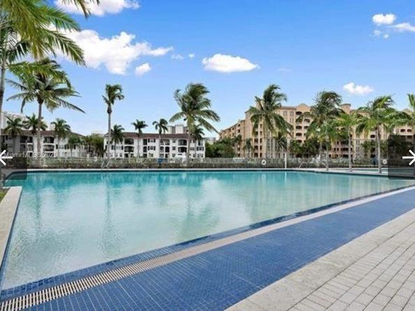 2950 NE 188th St 418, Aventura FL 33180