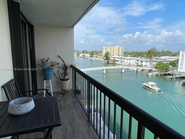 8100 Byron Ave 504, Miami Beach FL 33141