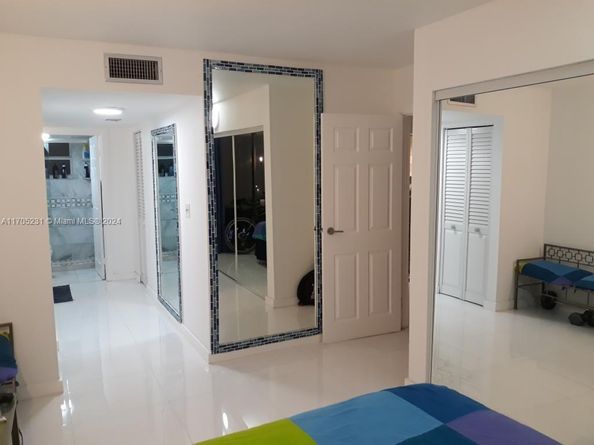 8100 Byron Ave 504, Miami Beach FL 33141