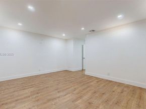 8212 NW 8th Pl 2, Plantation FL 33324