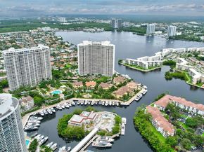 1000 W Island Blvd 602, Aventura FL 33160