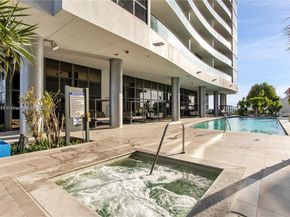 1600 NE 1st Ave 2916, Miami FL 33132