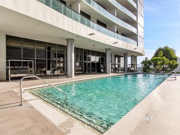 1600 NE 1st Ave 2916, Miami FL 33132