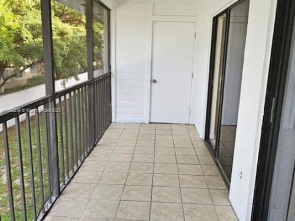 18965 NW 62nd Ave 202, Hialeah FL 33015