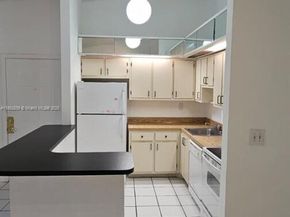 18965 NW 62nd Ave 202, Hialeah FL 33015
