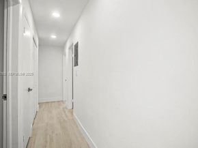 770 NW 38th St, Oakland Park FL 33309