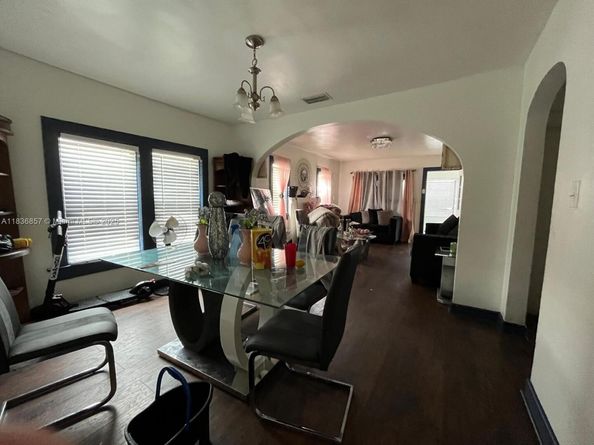 1012 18th St, West Palm Beach FL 33407