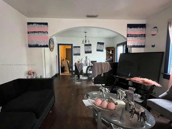 1012 18th St, West Palm Beach FL 33407