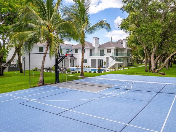 13600 SW 67th Ave, Palmetto Bay FL 33158
