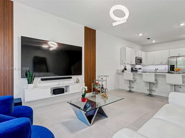 4303 Hammock Grove Dr, Lake Worth FL 33467