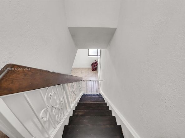 12242 SW 16th Ter L106, Miami FL 33175
