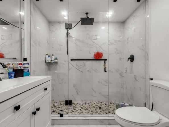 12242 SW 16th Ter L106, Miami FL 33175