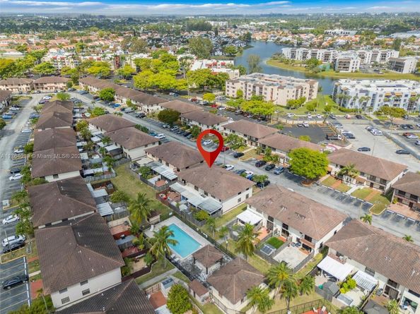 12242 SW 16th Ter L106, Miami FL 33175