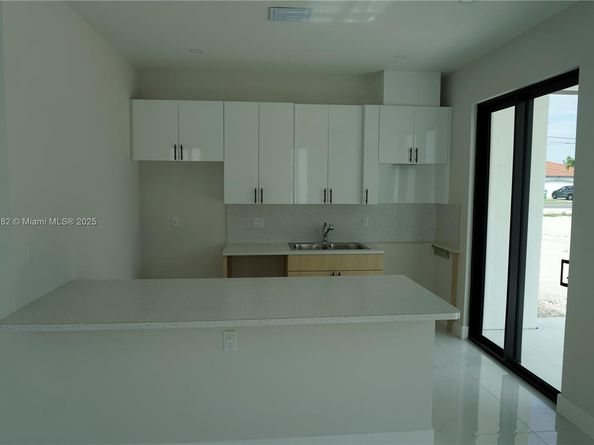 12395 SW 220 St, Miami FL 33170