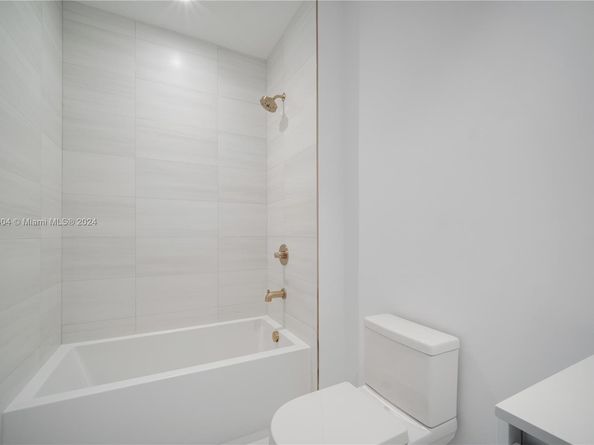 2655 S Bayshore Dr 1602, Coconut Grove FL 33133
