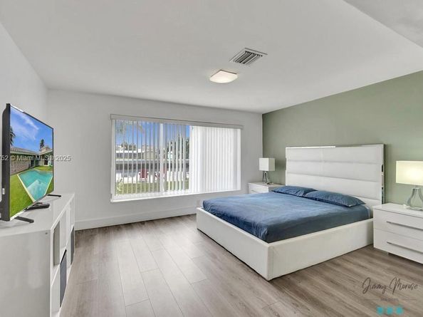 410 SW 18th, Pompano Beach FL 33060