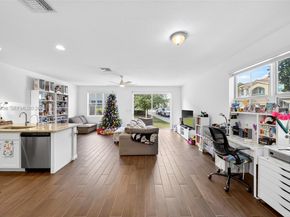 1420 SE 24th Ter, Homestead FL 33035