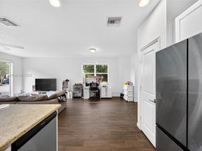 1420 SE 24th Ter, Homestead FL 33035