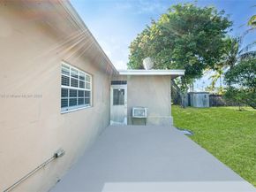 6421 NW 24th Pl, Sunrise FL 33313