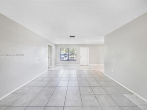 6421 NW 24th Pl, Sunrise FL 33313