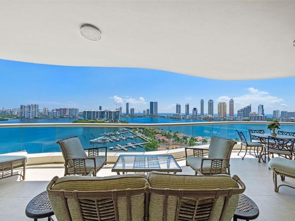 6000 Island Blvd 1803, Aventura FL 33160