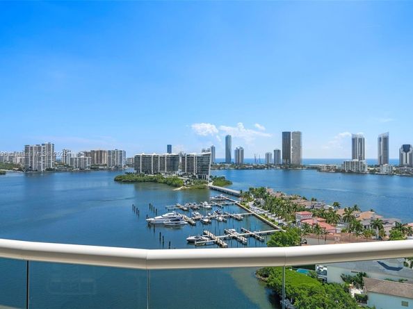 6000 Island Blvd 1803, Aventura FL 33160