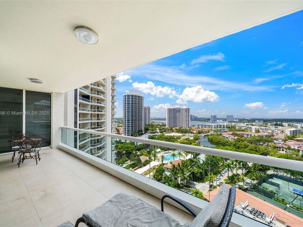 6000 Island Blvd 1803, Aventura FL 33160
