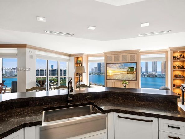 6000 Island Blvd 1803, Aventura FL 33160