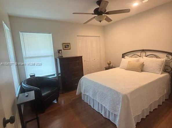 10872 Lake Front Pl, Boca Raton FL 33498
