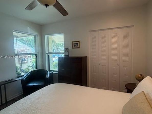 10872 Lake Front Pl, Boca Raton FL 33498