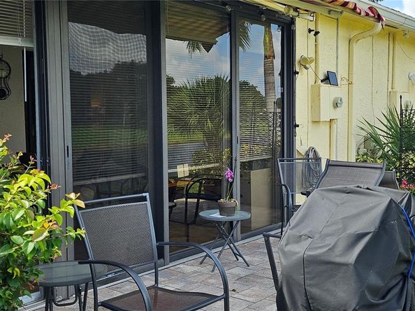 10872 Lake Front Pl, Boca Raton FL 33498
