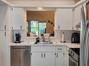 10872 Lake Front Pl, Boca Raton FL 33498
