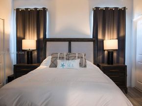 20917 NE 8th Ave, Miami FL 33179