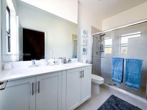 20917 NE 8th Ave, Miami FL 33179