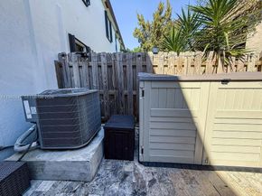 20917 NE 8th Ave, Miami FL 33179