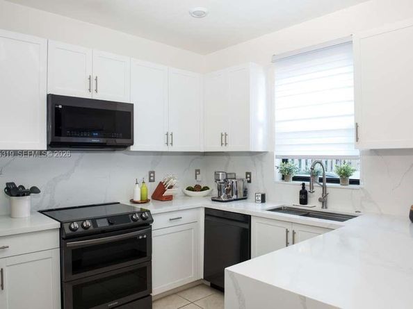 20917 NE 8th Ave, Miami FL 33179