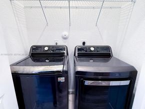 20917 NE 8th Ave, Miami FL 33179