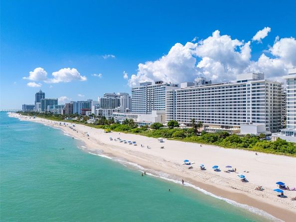 5555 Collins Ave 14E, Miami Beach FL 33140