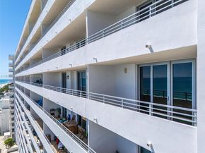 5555 Collins Ave 14E, Miami Beach FL 33140