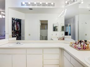11524 Terra Bella Blvd, Plantation FL 33325