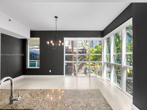 950 Brickell Bay Dr 200, Miami FL 33131