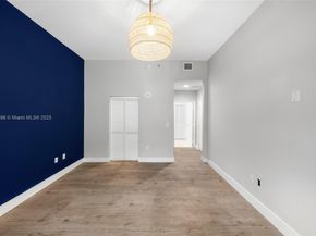 950 Brickell Bay Dr 200, Miami FL 33131