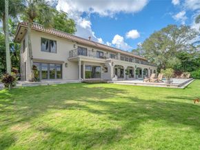 2941 Fairway Dr, Hollywood FL 33021