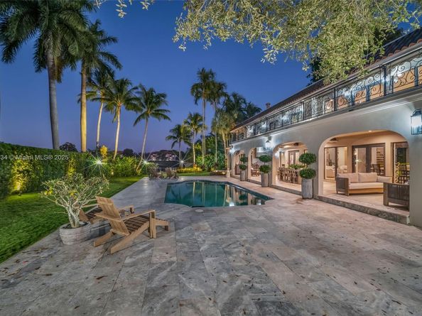 2941 Fairway Dr, Hollywood FL 33021