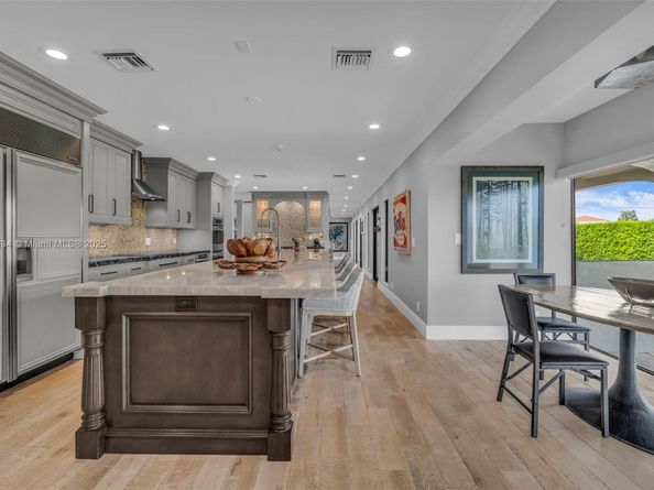 2941 Fairway Dr, Hollywood FL 33021