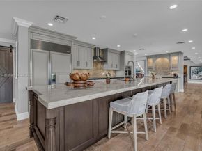 2941 Fairway Dr, Hollywood FL 33021