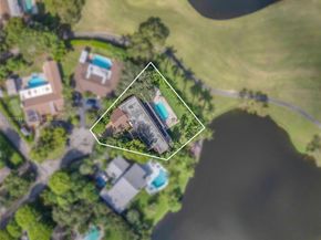 2941 Fairway Dr, Hollywood FL 33021