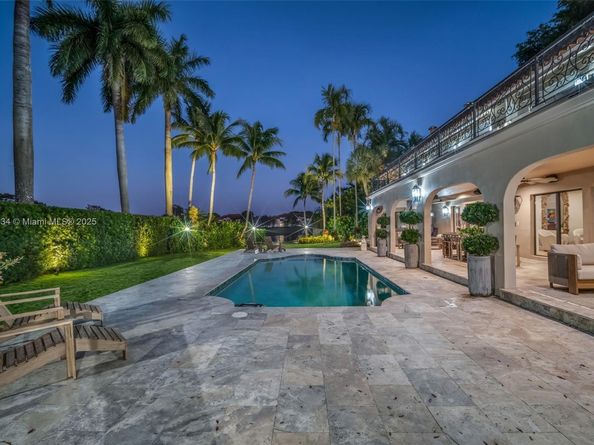 2941 Fairway Dr, Hollywood FL 33021