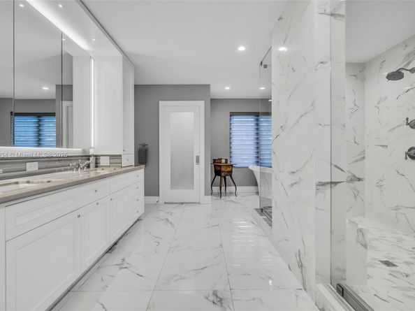 2941 Fairway Dr, Hollywood FL 33021