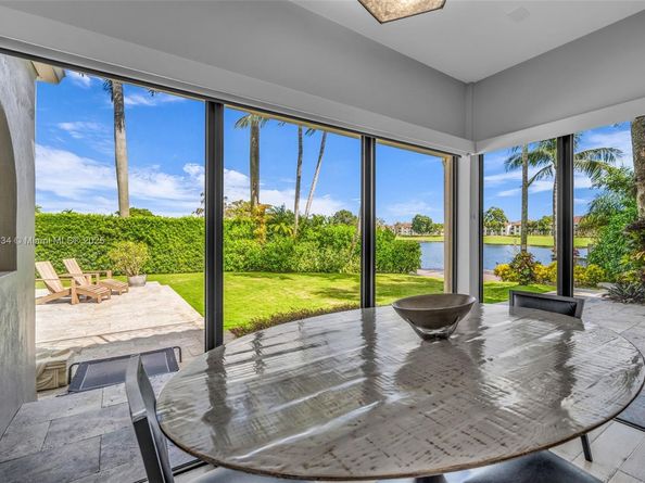 2941 Fairway Dr, Hollywood FL 33021